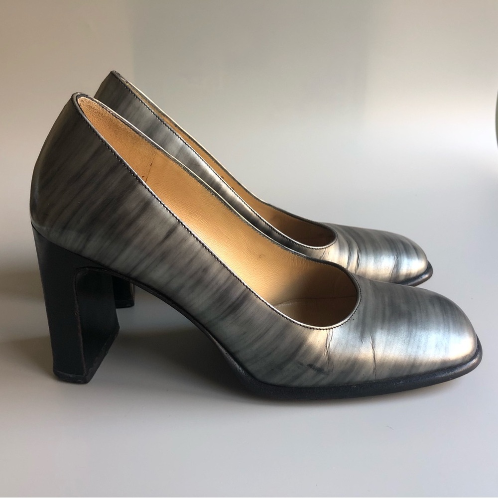 GUCCI Vintage Gray & Black  Semi-gloss Patent Leather Square Toes Pumps Size: 5B